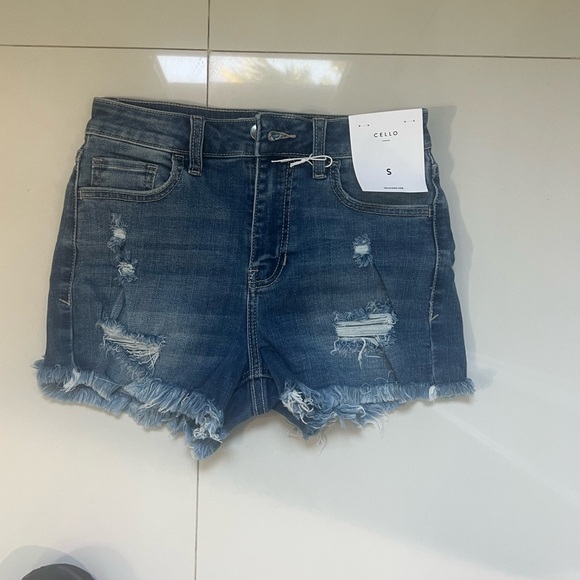 NWT denim shorts - Picture 2 of 4